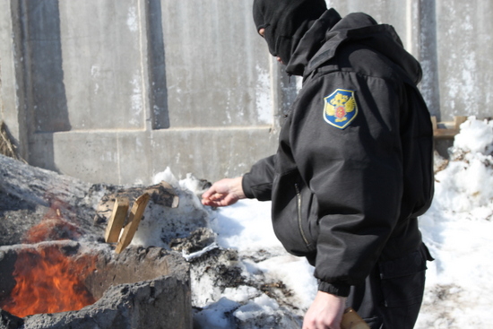 Наркополицейские Мордовии уничтожили крупную партию наркотиков 